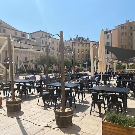« quartier Des Arts » De Vivre A La Toulonnaise Apartment *